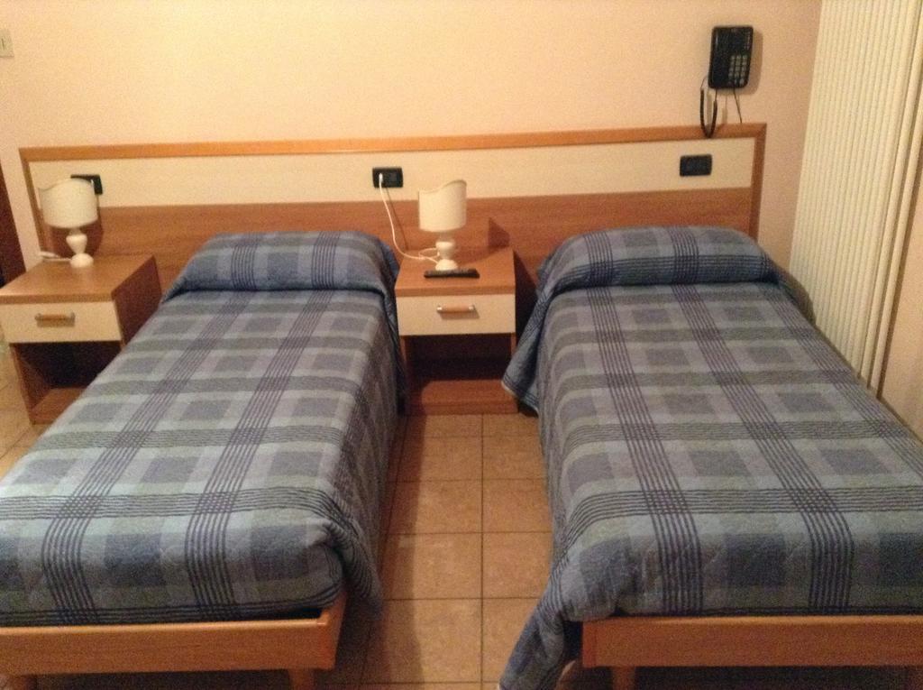 Hotel Amba Alagi مارغيرا الغرفة الصورة